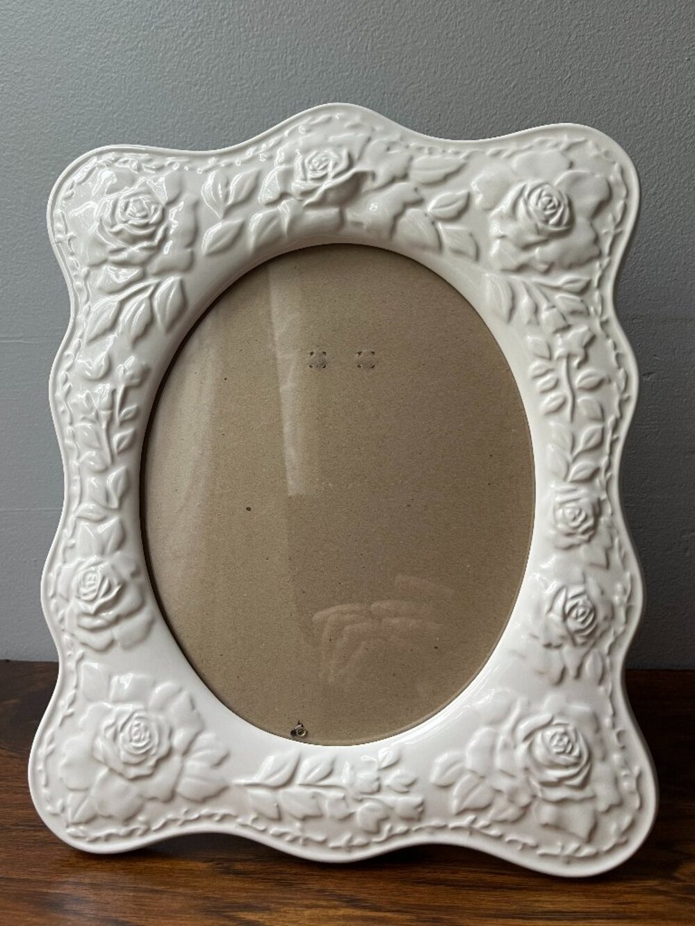 Terragrafics White Ceramic Rose Picture Frame 3D Oval Cottagecore 1980s